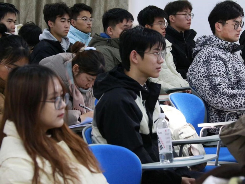 aeac2290e6024ff18b3ca45411f03c59.jpg